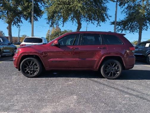 2020 Jeep Grand Cherokee Altitude