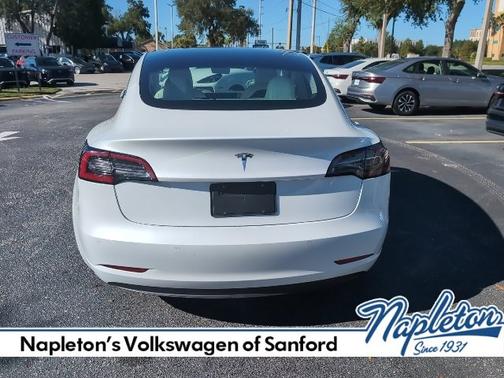 2019 Tesla Model 3 Standard Range Plus