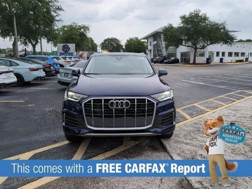 Blue 2022 Audi Q7 Premium