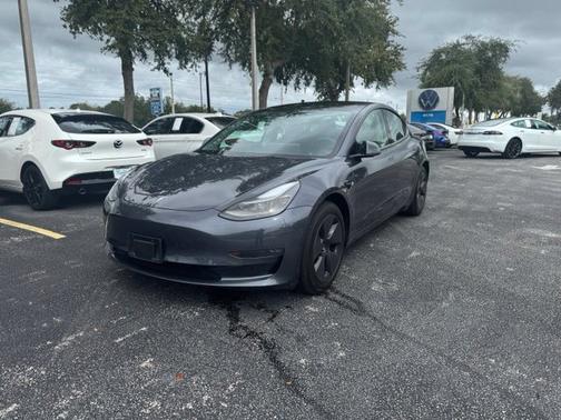 Gray 2023 Tesla Model 3 Long Range
