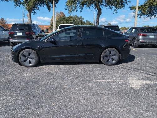 2022 Tesla Model 3 Base