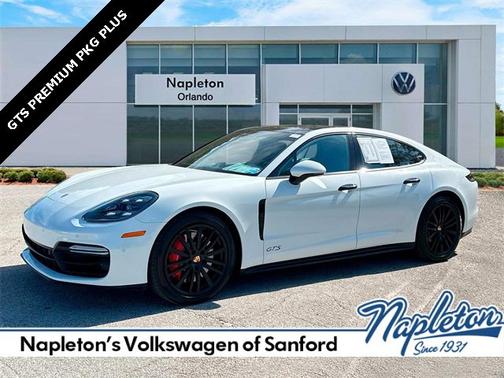 2020 Porsche Panamera GTS