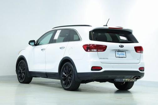 2019 Kia Sorento S V6