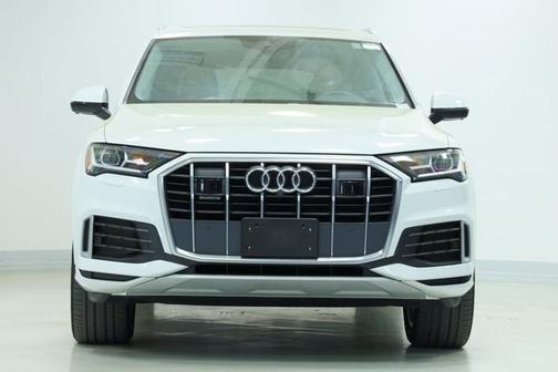 2022 Audi Q7 Premium Plus