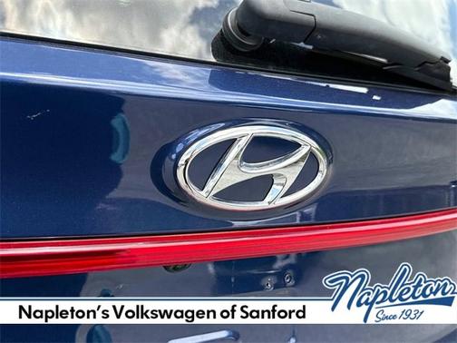 2023 Hyundai SANTA FE SE