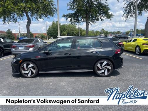 2024 Volkswagen Golf GTI S