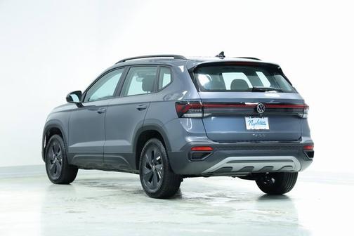 2025 Volkswagen Taos S