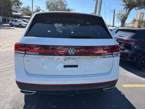 2024 Volkswagen Atlas 2.0T SE w/Technology