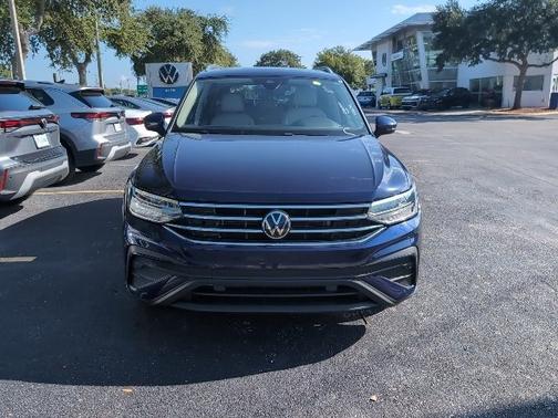 2023 Volkswagen Tiguan SE