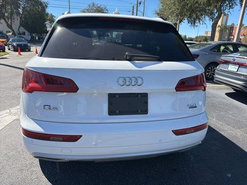 2018 Audi Q5 2.0T Premium Plus
