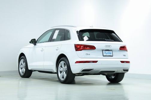 2018 Audi Q5 2.0T Premium Plus