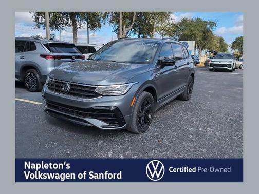 2023 Volkswagen Tiguan SE R-Line Black
