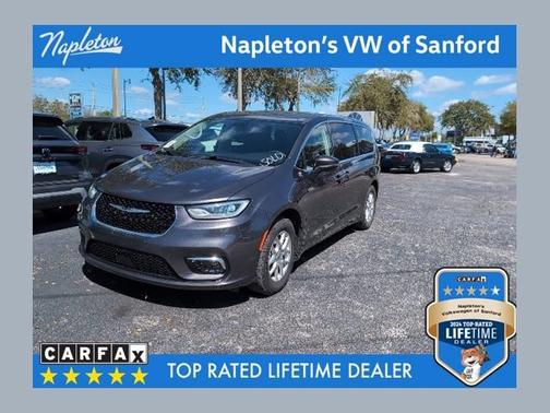 2023 Chrysler Pacifica Touring L
