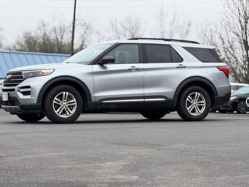 Agate Black Metallic 2020 Ford Explorer XLT