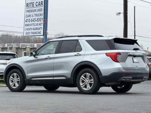 Agate Black Metallic 2020 Ford Explorer XLT