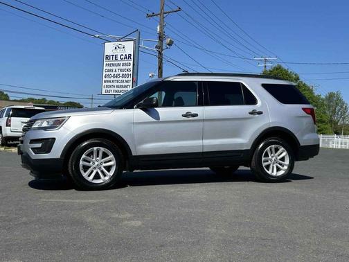 Ingot Silver Metallic 2017 Ford Explorer Base