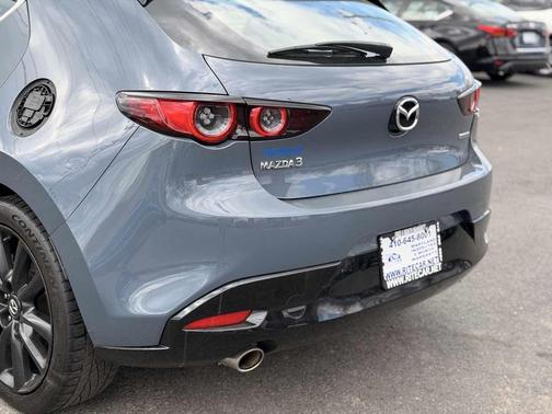 2020 Mazda Mazda3 FWD w/Premium Package