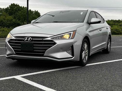 Symphony Silver 2019 Hyundai ELANTRA SEL