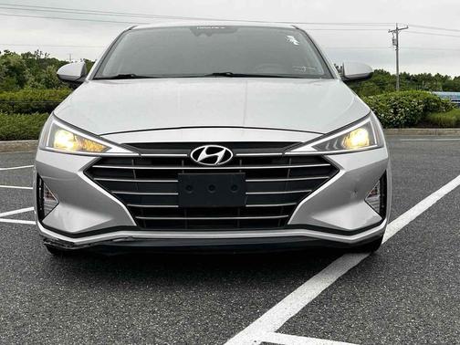 Symphony Silver 2019 Hyundai ELANTRA SEL