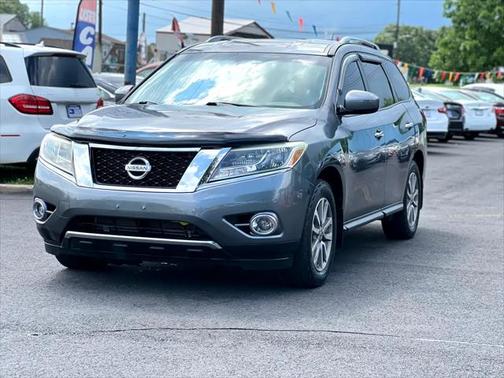 2016 Nissan Pathfinder SV