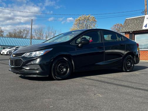 2018 Chevrolet Cruze LS