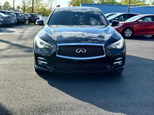 2015 INFINITI Q50 Premium