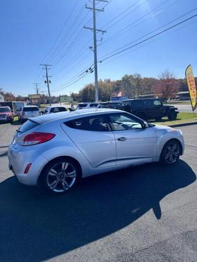 2015 Hyundai Veloster Base