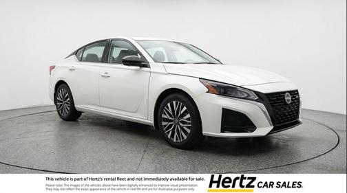 Glacier White 2025 Nissan Altima SV FWD