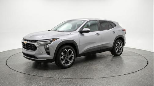 Sterling Gray Metallic 2025 Chevrolet Trax LT