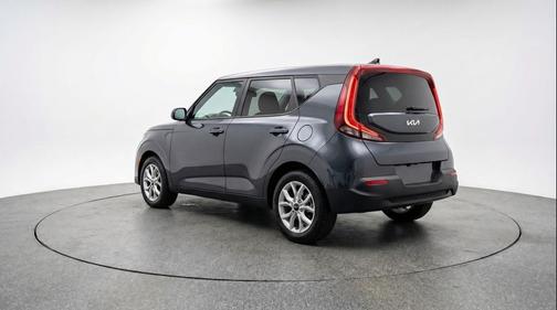 Gravity Gray 2025 Kia Soul LX