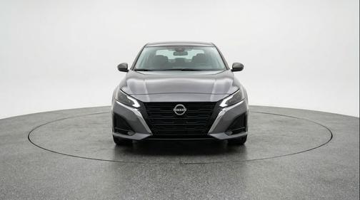 Gun Metallic 2025 Nissan Altima SV FWD