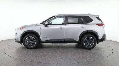 Brilliant Silver Metallic 2025 Nissan Rogue SV