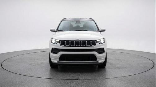Bright White Clearcoat 2025 Jeep Compass Limited