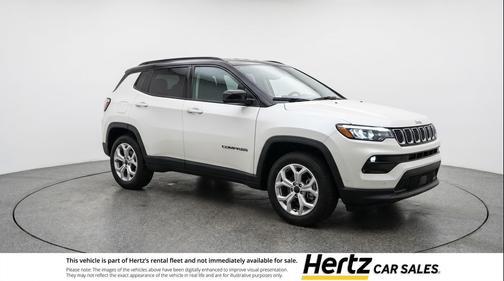 Bright White Clearcoat 2025 Jeep Compass Latitude