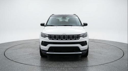 Bright White Clearcoat 2025 Jeep Compass Limited
