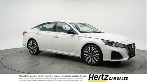Glacier White 2025 Nissan Altima SV FWD