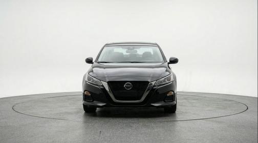 Super Black 2025 Nissan Altima SV FWD