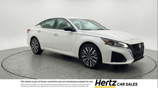 Glacier White 2025 Nissan Altima SV FWD