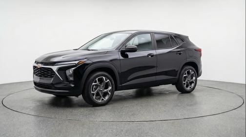 Mosaic Black Metallic 2025 Chevrolet Trax LT