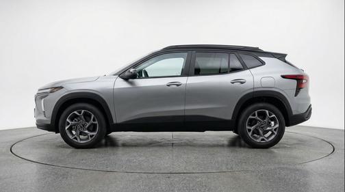 Sterling Gray Metallic 2025 Chevrolet Trax LT
