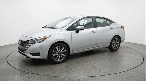 Brilliant Silver Metallic 2025 Nissan Versa 1.6 SV