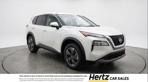 Everest White Pearl Tricoat 2025 Nissan Rogue SV