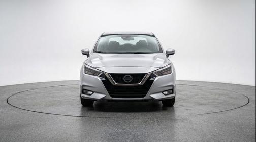 Brilliant Silver Metallic 2025 Nissan Versa 1.6 SV