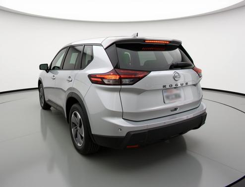 Brilliant Silver Metallic 2025 Nissan Rogue SV