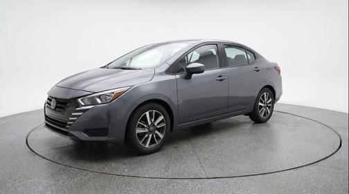 Gun Metallic 2025 Nissan Versa 1.6 SV