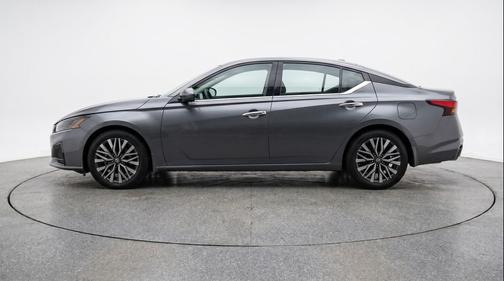 Gun Metallic 2025 Nissan Altima SV FWD