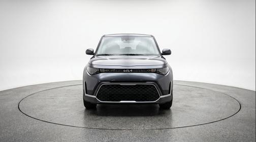 Gravity Gray 2025 Kia Soul LX
