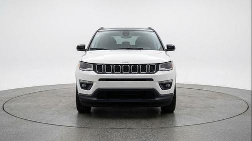 Bright White Clearcoat 2025 Jeep Compass Limited