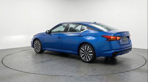 Bluestone Pearl 2025 Nissan Altima SV FWD
