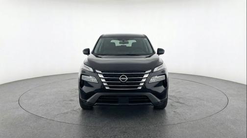 Super Black 2025 Nissan Rogue SV